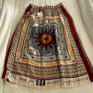 New with tags! Me369 100% viscose midi skirt in XS-S!